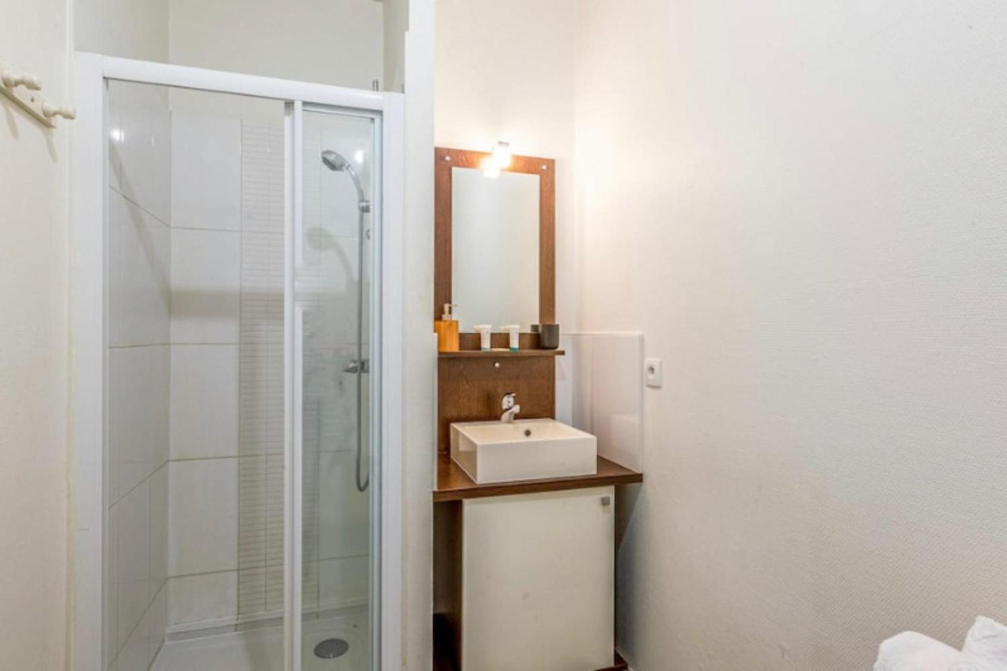 Appartement With Balcony In The Heart Of *