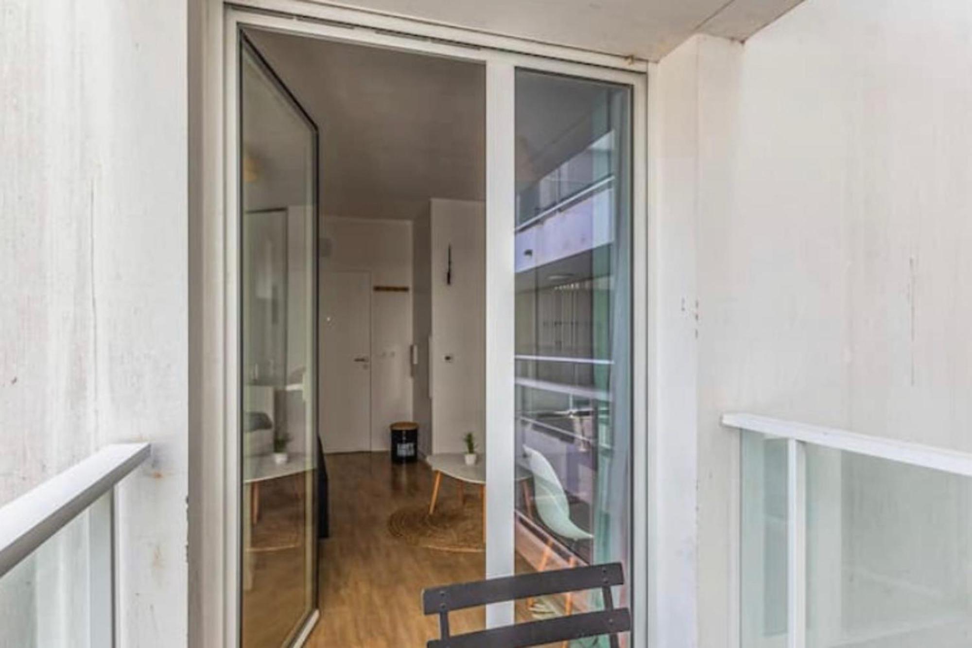 Appartement With Balcony In The Heart Of *